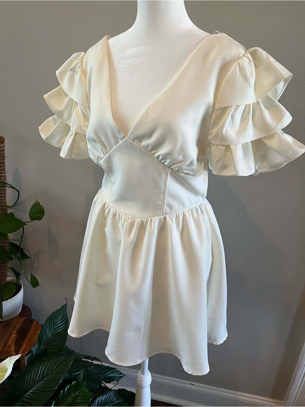 Ivory Ruffle-Sleeve V-Neck Mini Dress with Romper Lining - Picture 2 of 11